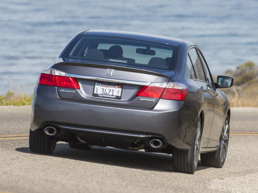  Honda Accord Sport Sedan 2013 года  (фото 110 из 147)
